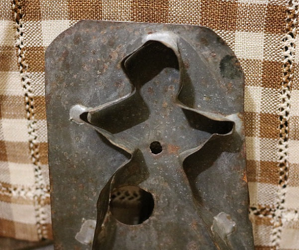 Pennsylvania Cookie Cutter Figural Women Fanatic's Country Attic