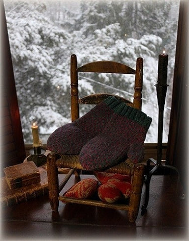 Amish Wool Mittens Berry Red Blue Cozy