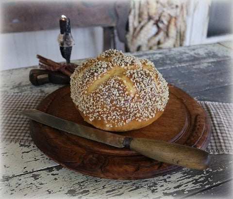 Bread Board Highly Carved with Bread Knife Fantastic