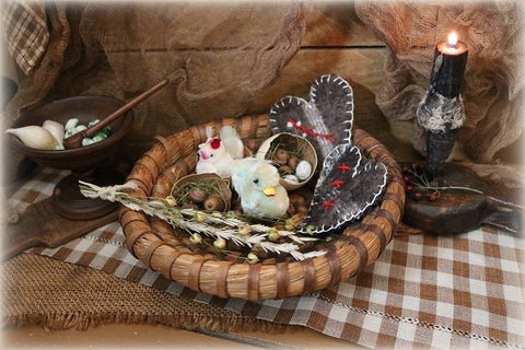 Pennsylvania Rye Easter Basket Vintage Chicks and Hearts