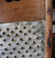 Early Grater Nice Form with Dried Garlic