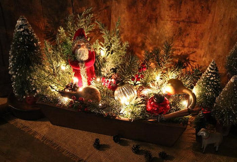 Unusual Wooden Box Belsnickle Greens Light Up for the Holidays