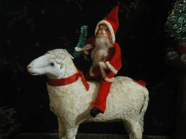Putz sheep Large Size with Santa Pull Toy Sweet – Fanatic's Country Attic